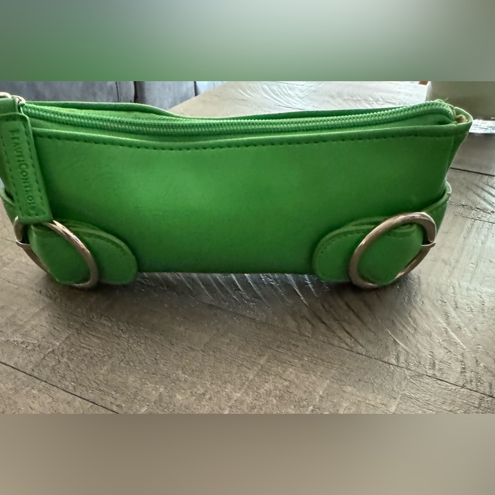 Bright green small zip bag